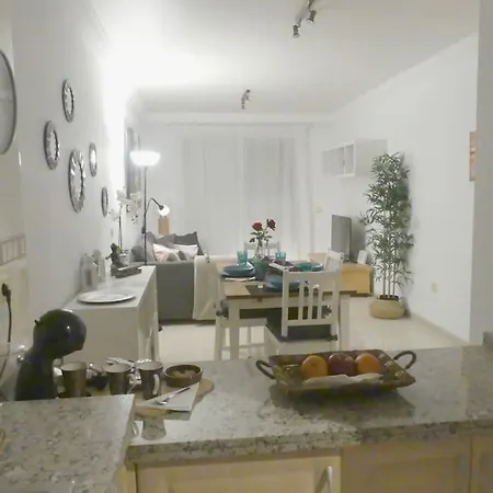 Con Piscina Climatizada Y Vistas * アデヘ
