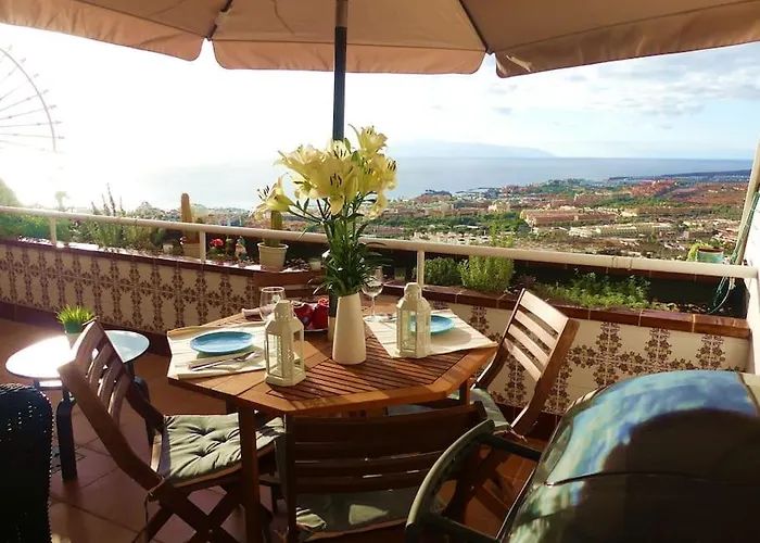 Con Piscina Climatizada Y Vistas Апартаменты