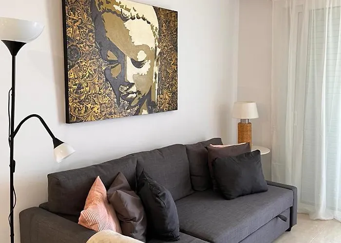 Con Piscina Climatizada Y Vistas Апартаменты *