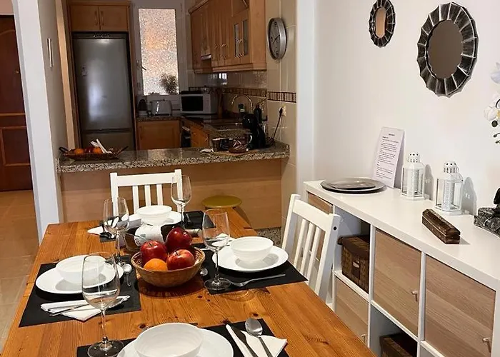 Con Piscina Climatizada Y Vistas