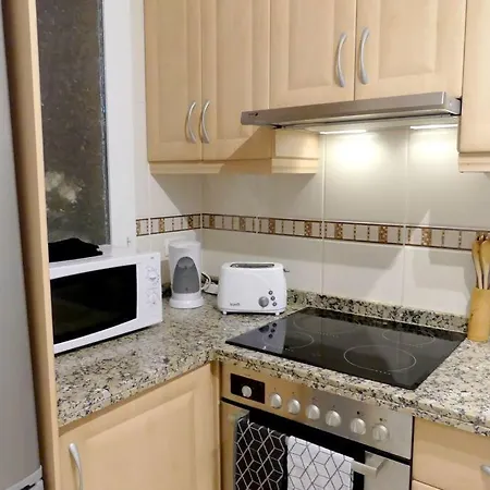 Apartamento Con Piscina Climatizada Y Vistas *