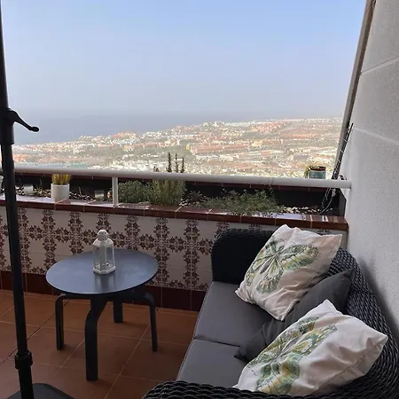 Apartamento Con Piscina Climatizada Y Vistas