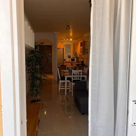 Apartamento Con Piscina Climatizada Y Vistas *